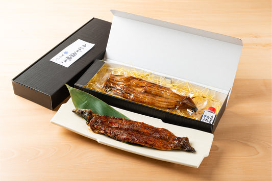 三河一色産 特大うなぎ蒲焼き